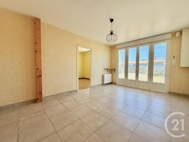 maison à louer - 5 pièces - 99.79 m2 - ST HILAIRE DE RIEZ - 85 - PAYS-DE-LOIRE - Century 21 Atlantique Immo