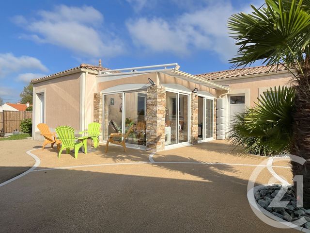 Afficher la photo en grand maison à vendre - 5 pièces - 134.2 m2 - COMMEQUIERS - 85 - PAYS-DE-LOIRE - Century 21 Atlantique Immo