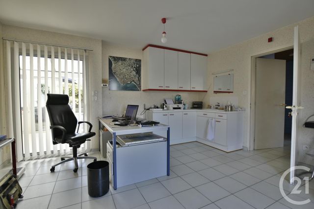Afficher la photo en grand maison à vendre - 12 pièces - 249.98 m2 - ST HILAIRE DE RIEZ - 85 - PAYS-DE-LOIRE - Century 21 Atlantique Immo