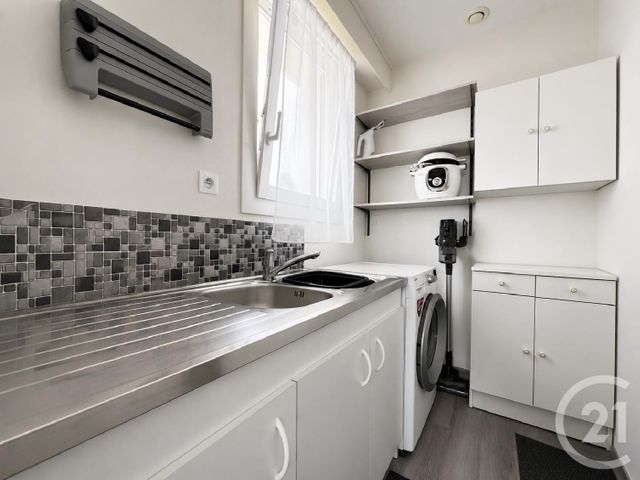 maison à vendre - 6 pièces - 147.35 m2 - ST HILAIRE DE RIEZ - 85 - PAYS-DE-LOIRE - Century 21 Atlantique Immo