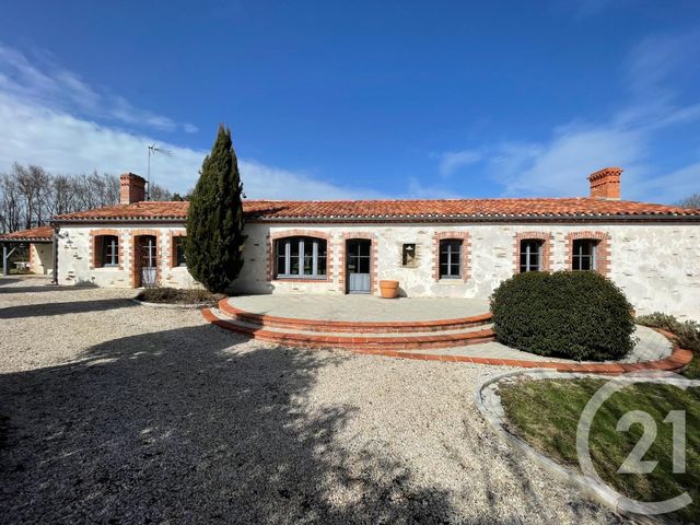 maison à vendre - 6 pièces - 216.54 m2 - LE FENOUILLER - 85 - PAYS-DE-LOIRE - Century 21 Atlantique Immo