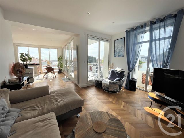 Appartement F4 à vendre - 4 pièces - 112.82 m2 - ST HILAIRE DE RIEZ - 85 - PAYS-DE-LOIRE - Century 21 Atlantique Immo