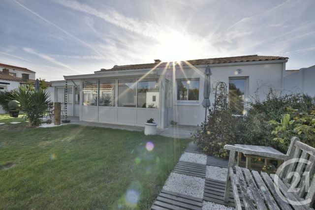 maison à vendre - 5 pièces - 119.0 m2 - ST HILAIRE DE RIEZ - 85 - PAYS-DE-LOIRE - Century 21 Atlantique Immo