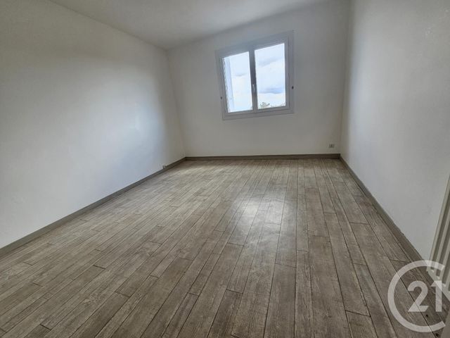 Appartement F3 à vendre - 3 pièces - 82.04 m2 - ST HILAIRE DE RIEZ - 85 - PAYS-DE-LOIRE - Century 21 Atlantique Immo
