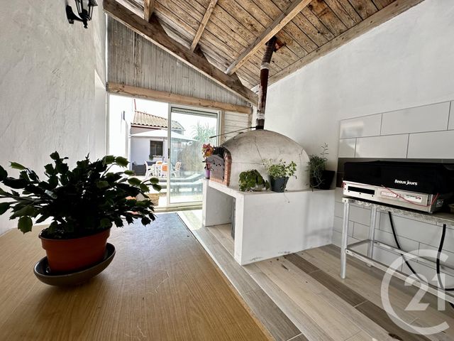 maison à vendre - 7 pièces - 231.87 m2 - ST HILAIRE DE RIEZ - 85 - PAYS-DE-LOIRE - Century 21 Atlantique Immo