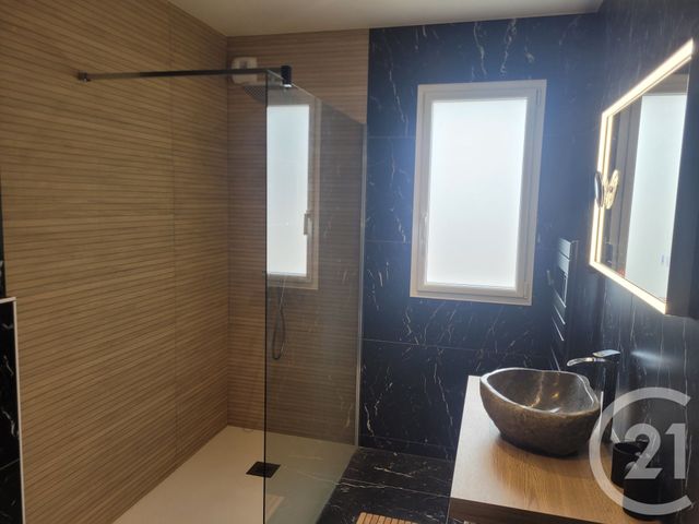 maison à vendre - 4 pièces - 158.21 m2 - ST HILAIRE DE RIEZ - 85 - PAYS-DE-LOIRE - Century 21 Atlantique Immo