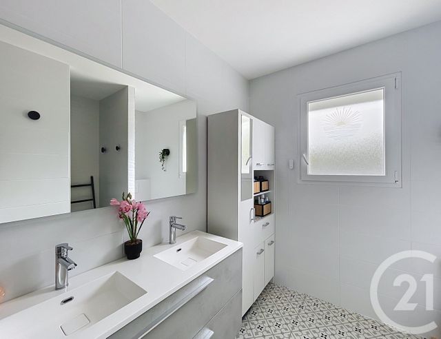 maison à vendre - 4 pièces - 92.54 m2 - ST HILAIRE DE RIEZ - 85 - PAYS-DE-LOIRE - Century 21 Atlantique Immo