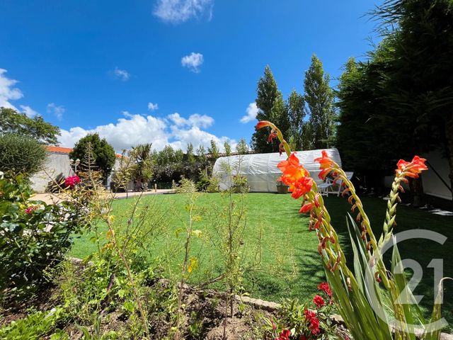 maison à vendre - 7 pièces - 133.72 m2 - ST HILAIRE DE RIEZ - 85 - PAYS-DE-LOIRE - Century 21 Atlantique Immo