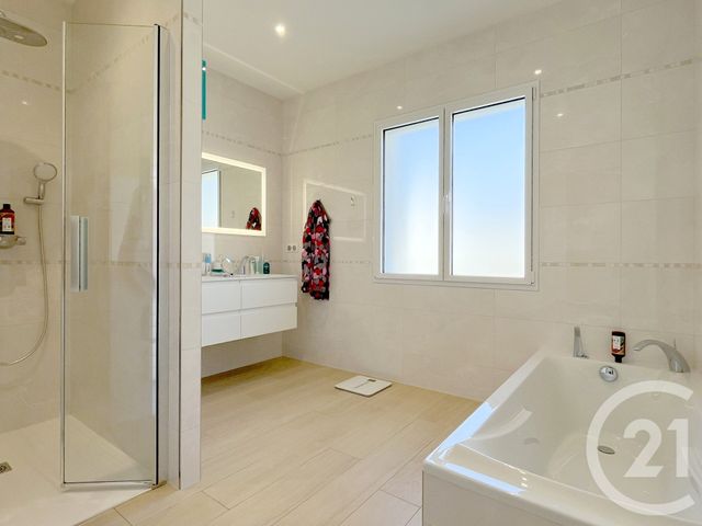 Afficher la photo en grand maison à vendre - 6 pièces - 129.73 m2 - COMMEQUIERS - 85 - PAYS-DE-LOIRE - Century 21 Atlantique Immo