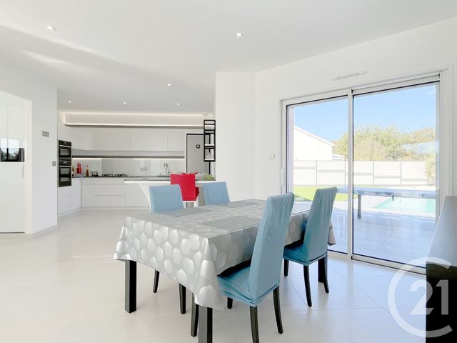 Afficher la photo en grand maison à vendre - 6 pièces - 129.73 m2 - COMMEQUIERS - 85 - PAYS-DE-LOIRE - Century 21 Atlantique Immo