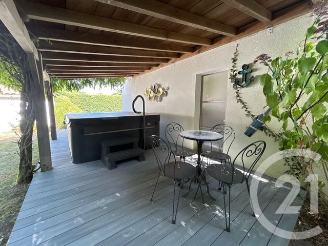 maison à vendre - 5 pièces - 148.46 m2 - ST HILAIRE DE RIEZ - 85 - PAYS-DE-LOIRE - Century 21 Atlantique Immo