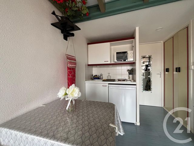 Afficher la photo en grand Appartement T2 à vendre - 2 pièces - 34.79 m2 - ST HILAIRE DE RIEZ - 85 - PAYS-DE-LOIRE - Century 21 Atlantique Immo