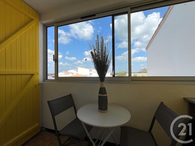 Appartement T3 à vendre - 3 pièces - 45.32 m2 - ST HILAIRE DE RIEZ - 85 - PAYS-DE-LOIRE - Century 21 Atlantique Immo