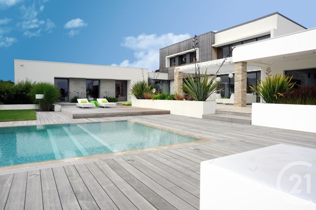 maison à vendre - 10 pièces - 384.4 m2 - ST HILAIRE DE RIEZ - 85 - PAYS-DE-LOIRE - Century 21 Atlantique Immo