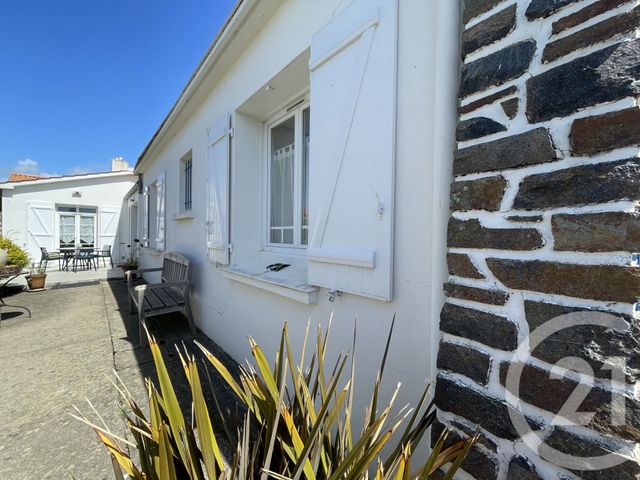 maison à vendre - 7 pièces - 139.81 m2 - ST HILAIRE DE RIEZ - 85 - PAYS-DE-LOIRE - Century 21 Atlantique Immo