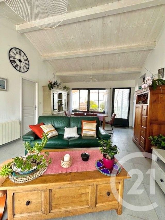 maison à vendre - 7 pièces - 139.81 m2 - ST HILAIRE DE RIEZ - 85 - PAYS-DE-LOIRE - Century 21 Atlantique Immo