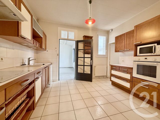 maison à vendre - 7 pièces - 139.81 m2 - ST HILAIRE DE RIEZ - 85 - PAYS-DE-LOIRE - Century 21 Atlantique Immo