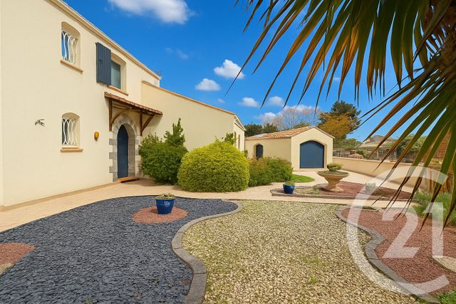 maison à vendre - 7 pièces - 201.27 m2 - ST HILAIRE DE RIEZ - 85 - PAYS-DE-LOIRE - Century 21 Atlantique Immo