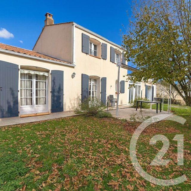 maison à vendre - 7 pièces - 201.27 m2 - ST HILAIRE DE RIEZ - 85 - PAYS-DE-LOIRE - Century 21 Atlantique Immo