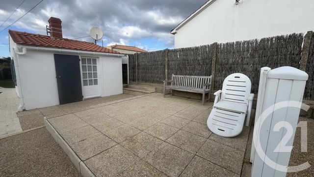 maison à vendre - 4 pièces - 110.0 m2 - ST HILAIRE DE RIEZ - 85 - PAYS-DE-LOIRE - Century 21 Atlantique Immo