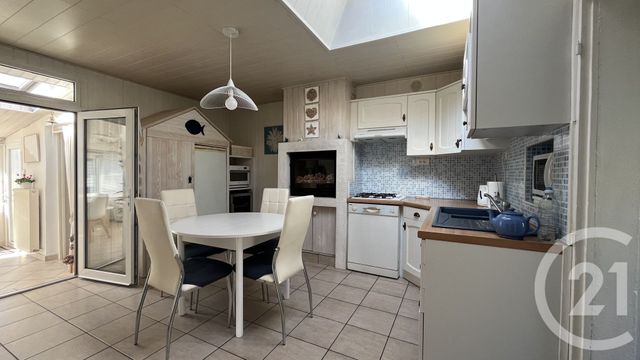 maison à vendre - 4 pièces - 110.0 m2 - ST HILAIRE DE RIEZ - 85 - PAYS-DE-LOIRE - Century 21 Atlantique Immo