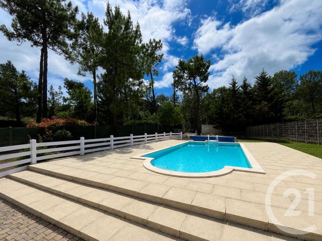 maison à vendre - 7 pièces - 148.77 m2 - ST HILAIRE DE RIEZ - 85 - PAYS-DE-LOIRE - Century 21 Atlantique Immo