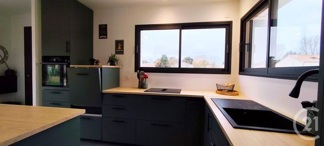 maison à vendre - 5 pièces - 104.08 m2 - ST HILAIRE DE RIEZ - 85 - PAYS-DE-LOIRE - Century 21 Atlantique Immo