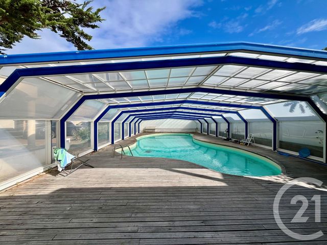 maison à vendre - 8 pièces - 314.0 m2 - ST HILAIRE DE RIEZ - 85 - PAYS-DE-LOIRE - Century 21 Atlantique Immo