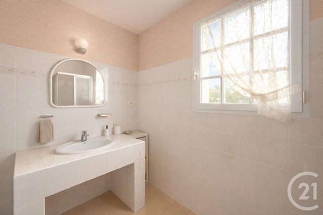 maison à vendre - 4 pièces - 98.01 m2 - ST HILAIRE DE RIEZ - 85 - PAYS-DE-LOIRE - Century 21 Atlantique Immo