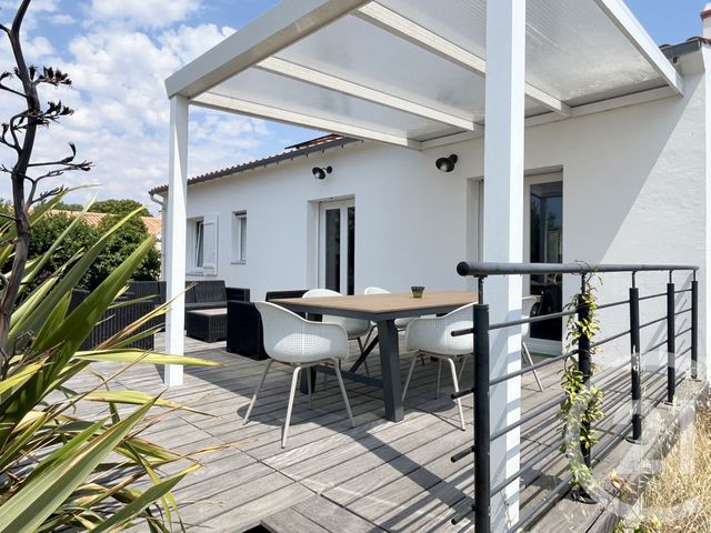maison à vendre - 4 pièces - 101.3 m2 - ST HILAIRE DE RIEZ - 85 - PAYS-DE-LOIRE - Century 21 Atlantique Immo