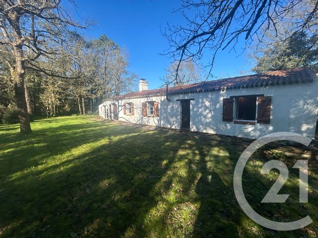 maison à vendre - 4 pièces - 141.0 m2 - COMMEQUIERS - 85 - PAYS-DE-LOIRE - Century 21 Atlantique Immo