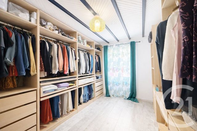 maison à vendre - 6 pièces - 184.76 m2 - ST HILAIRE DE RIEZ - 85 - PAYS-DE-LOIRE - Century 21 Atlantique Immo