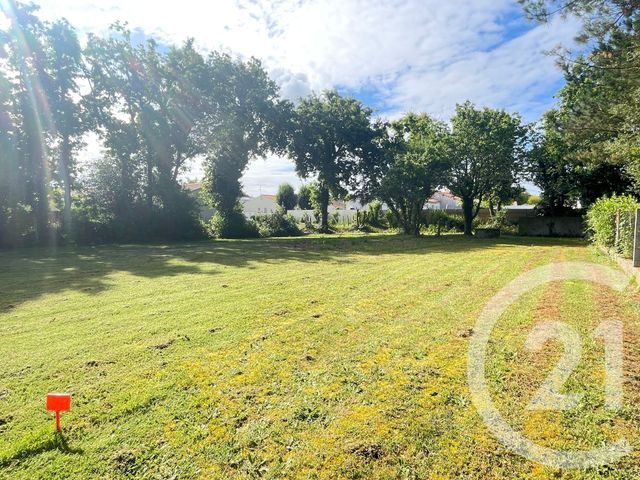 terrain à vendre - 1061.0 m2 - COMMEQUIERS - 85 - PAYS-DE-LOIRE - Century 21 Atlantique Immo