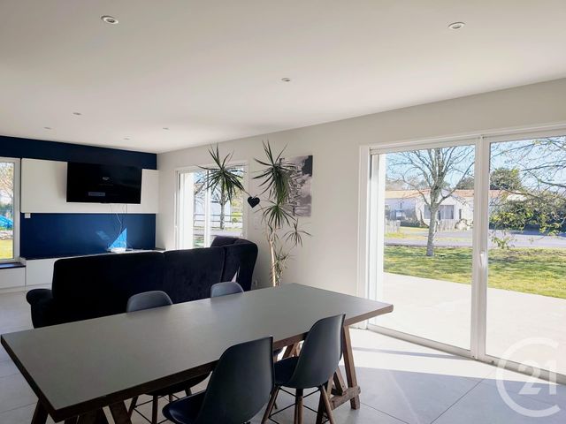 maison à vendre - 5 pièces - 144.3 m2 - ST HILAIRE DE RIEZ - 85 - PAYS-DE-LOIRE - Century 21 Atlantique Immo