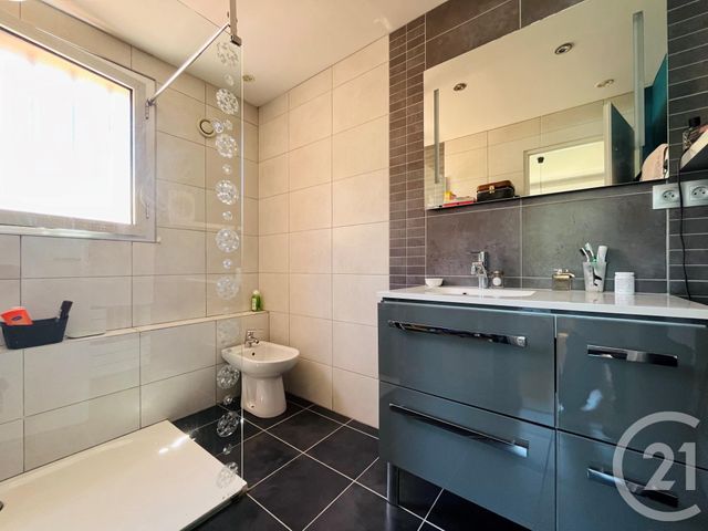 maison à vendre - 7 pièces - 133.72 m2 - ST HILAIRE DE RIEZ - 85 - PAYS-DE-LOIRE - Century 21 Atlantique Immo