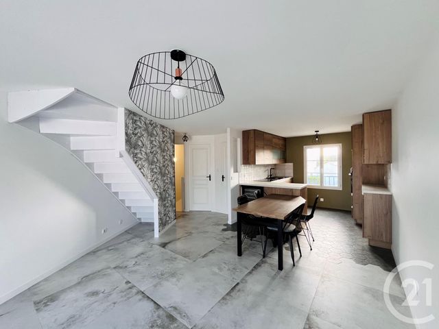 Appartement T4 à vendre - 4 pièces - 78.89 m2 - ST HILAIRE DE RIEZ - 85 - PAYS-DE-LOIRE - Century 21 Atlantique Immo