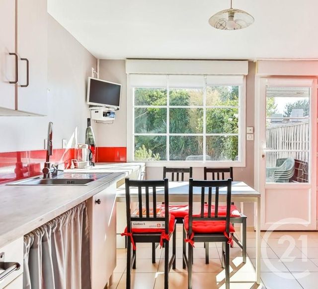 maison à vendre - 10 pièces - 226.25 m2 - ST HILAIRE DE RIEZ - 85 - PAYS-DE-LOIRE - Century 21 Atlantique Immo