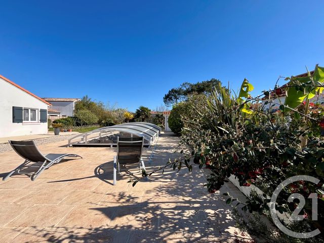 maison à vendre - 7 pièces - 170.42 m2 - LE FENOUILLER - 85 - PAYS-DE-LOIRE - Century 21 Atlantique Immo