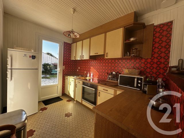 maison à vendre - 6 pièces - 128.0 m2 - ST HILAIRE DE RIEZ - 85 - PAYS-DE-LOIRE - Century 21 Atlantique Immo