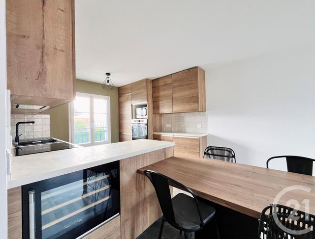 Appartement T4 à vendre - 4 pièces - 78.89 m2 - ST HILAIRE DE RIEZ - 85 - PAYS-DE-LOIRE - Century 21 Atlantique Immo