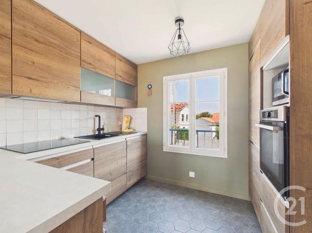 maison à vendre - 4 pièces - 78.89 m2 - ST HILAIRE DE RIEZ - 85 - PAYS-DE-LOIRE - Century 21 Atlantique Immo