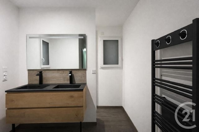 maison à vendre - 6 pièces - 150.28 m2 - ST HILAIRE DE RIEZ - 85 - PAYS-DE-LOIRE - Century 21 Atlantique Immo
