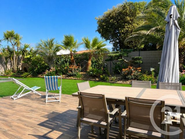 maison à vendre - 6 pièces - 150.28 m2 - ST HILAIRE DE RIEZ - 85 - PAYS-DE-LOIRE - Century 21 Atlantique Immo