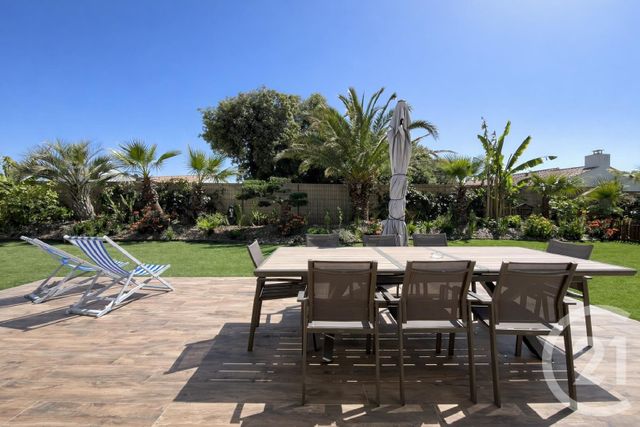 maison à vendre - 6 pièces - 150.28 m2 - ST HILAIRE DE RIEZ - 85 - PAYS-DE-LOIRE - Century 21 Atlantique Immo