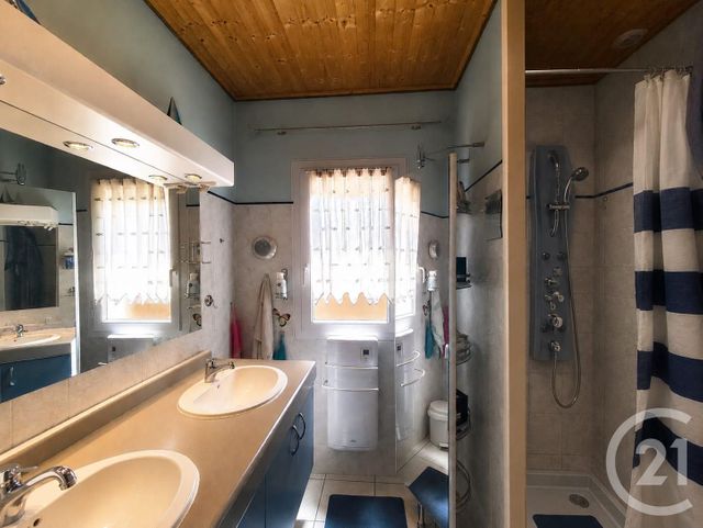 maison à vendre - 5 pièces - 115.0 m2 - ST HILAIRE DE RIEZ - 85 - PAYS-DE-LOIRE - Century 21 Atlantique Immo