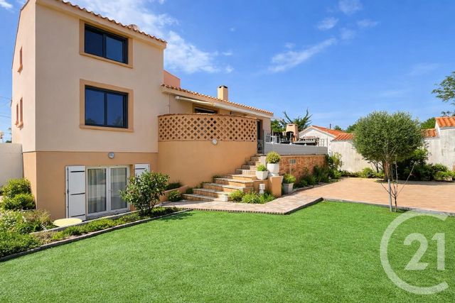 maison à vendre - 7 pièces - 169.76 m2 - ST HILAIRE DE RIEZ - 85 - PAYS-DE-LOIRE - Century 21 Atlantique Immo