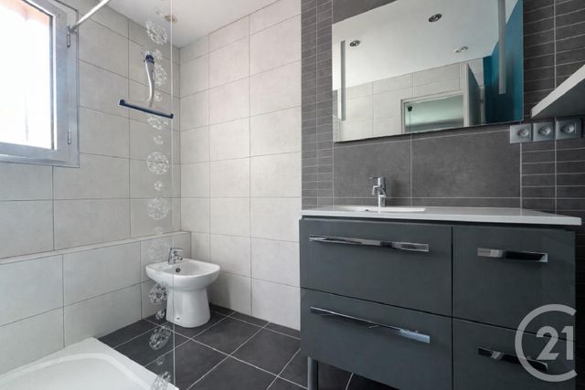 maison à vendre - 7 pièces - 169.76 m2 - ST HILAIRE DE RIEZ - 85 - PAYS-DE-LOIRE - Century 21 Atlantique Immo