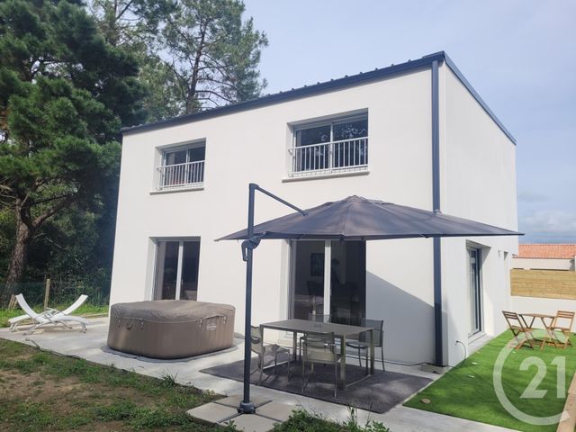maison à vendre - 4 pièces - 158.21 m2 - ST HILAIRE DE RIEZ - 85 - PAYS-DE-LOIRE - Century 21 Atlantique Immo