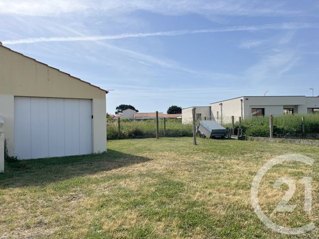 Appartement T3 à vendre - 3 pièces - 64.62 m2 - ST HILAIRE DE RIEZ - 85 - PAYS-DE-LOIRE - Century 21 Atlantique Immo