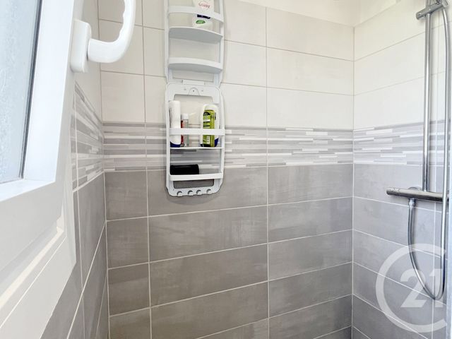 Appartement T3 à vendre - 3 pièces - 64.62 m2 - ST HILAIRE DE RIEZ - 85 - PAYS-DE-LOIRE - Century 21 Atlantique Immo